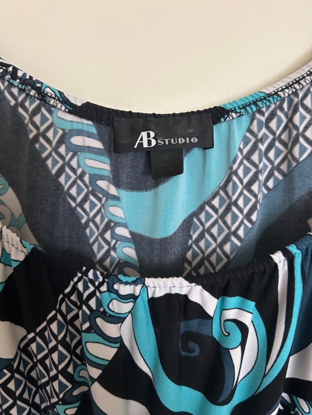 AB Studio Turquoise Black White Printed Top - Picture 11 of 12